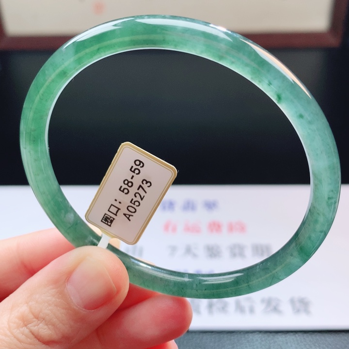 翡翠未镶嵌手镯翡翠手镯8