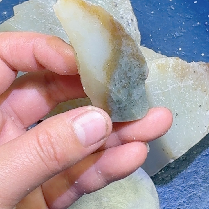 和田玉未镶嵌珠宝半成品