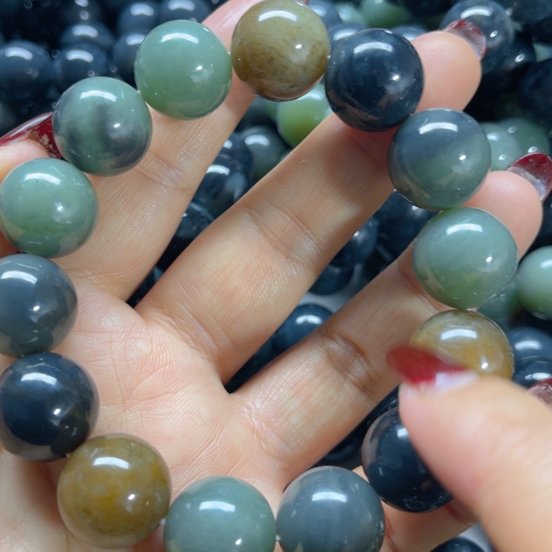 未镶嵌手链和田玉