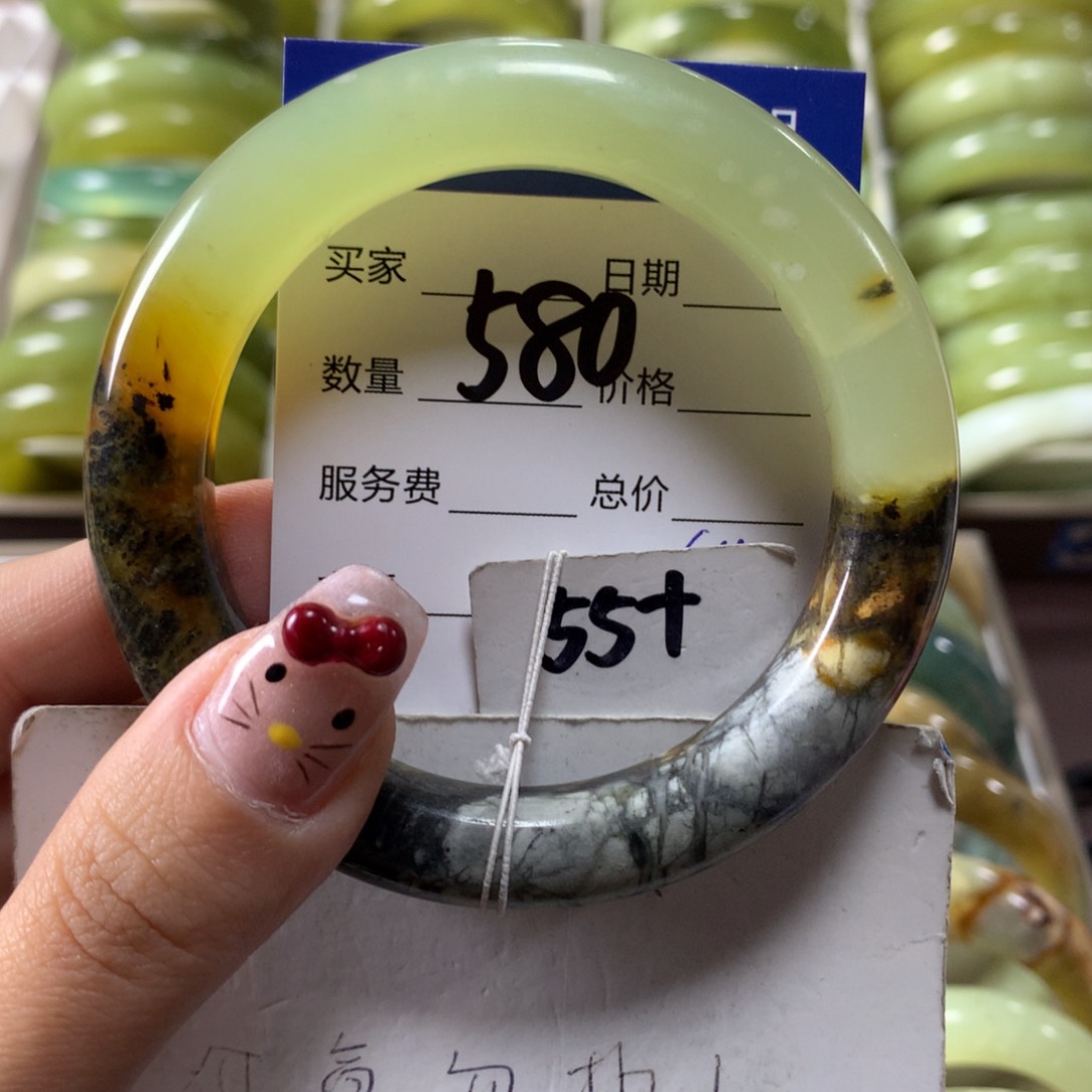 蛇纹石玉手镯未镶嵌580