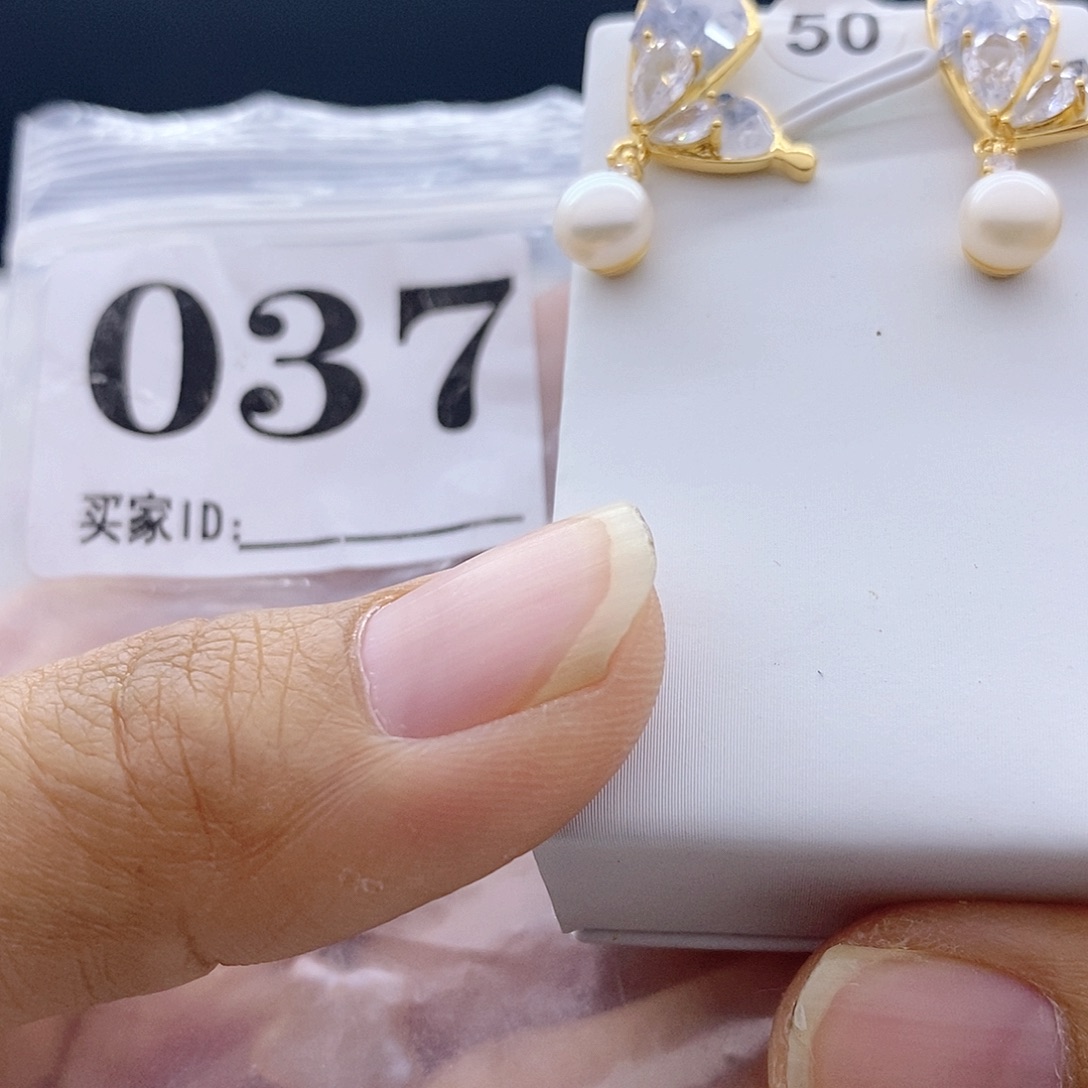 颈饰钛钢淡水珍珠