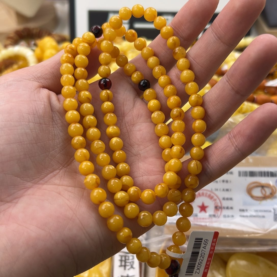 琥珀珠宝奇石未镶嵌