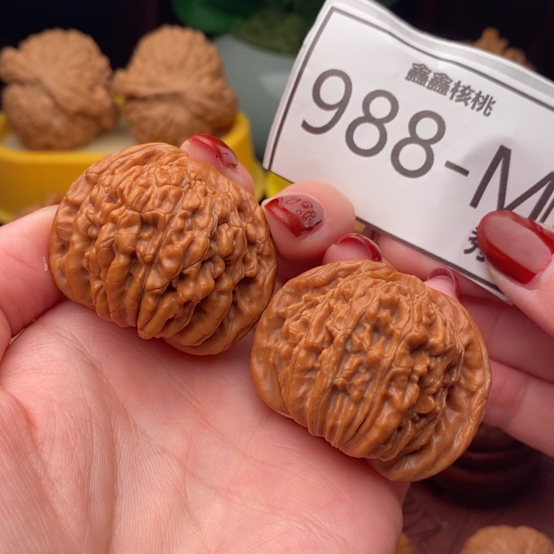 文玩核桃把件汉高楼40