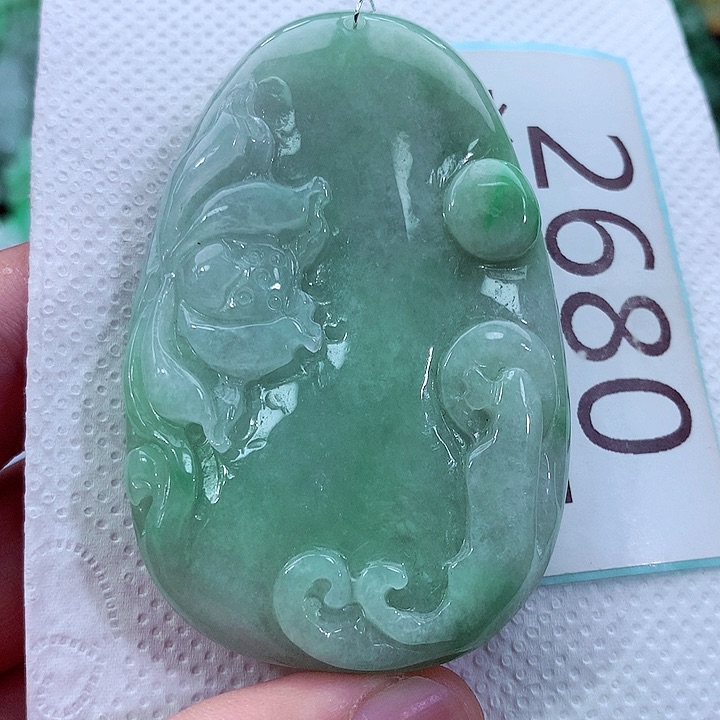吊坠(不含链)未镶嵌翡翠
