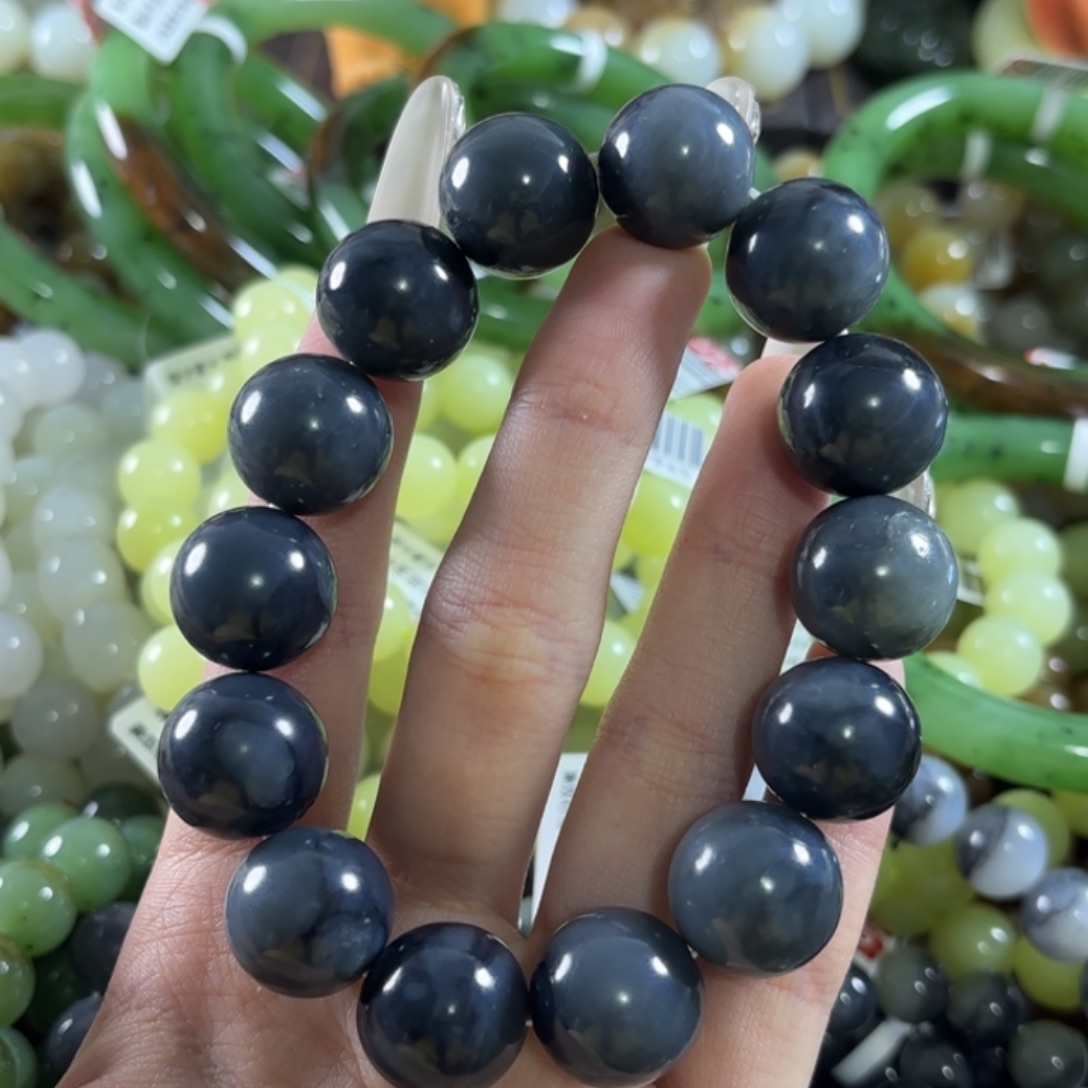 和田玉未镶嵌手链随机发一