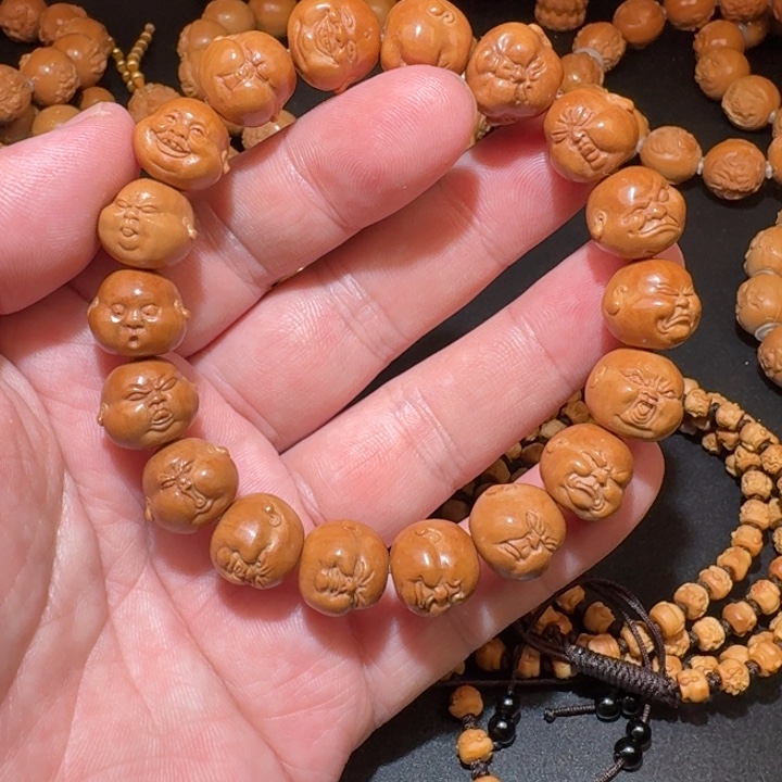 猴头核桃手串人生百态