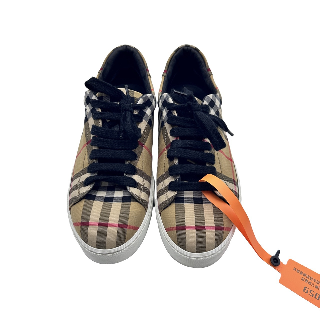 95新 BURBERRY/博柏利 36码经典格纹低帮板鞋96新vv059