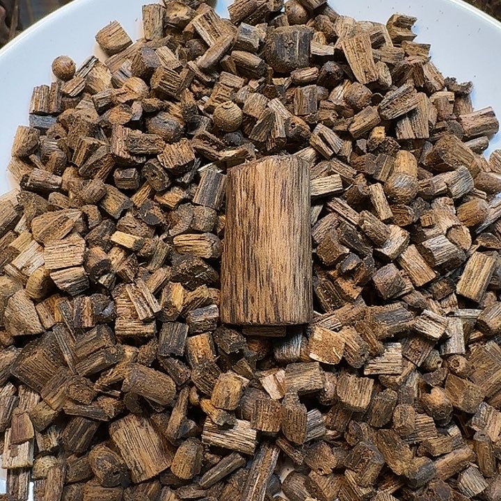 踏***痕沉香碎屑沉香海南红油白棋树头油老料6.6克