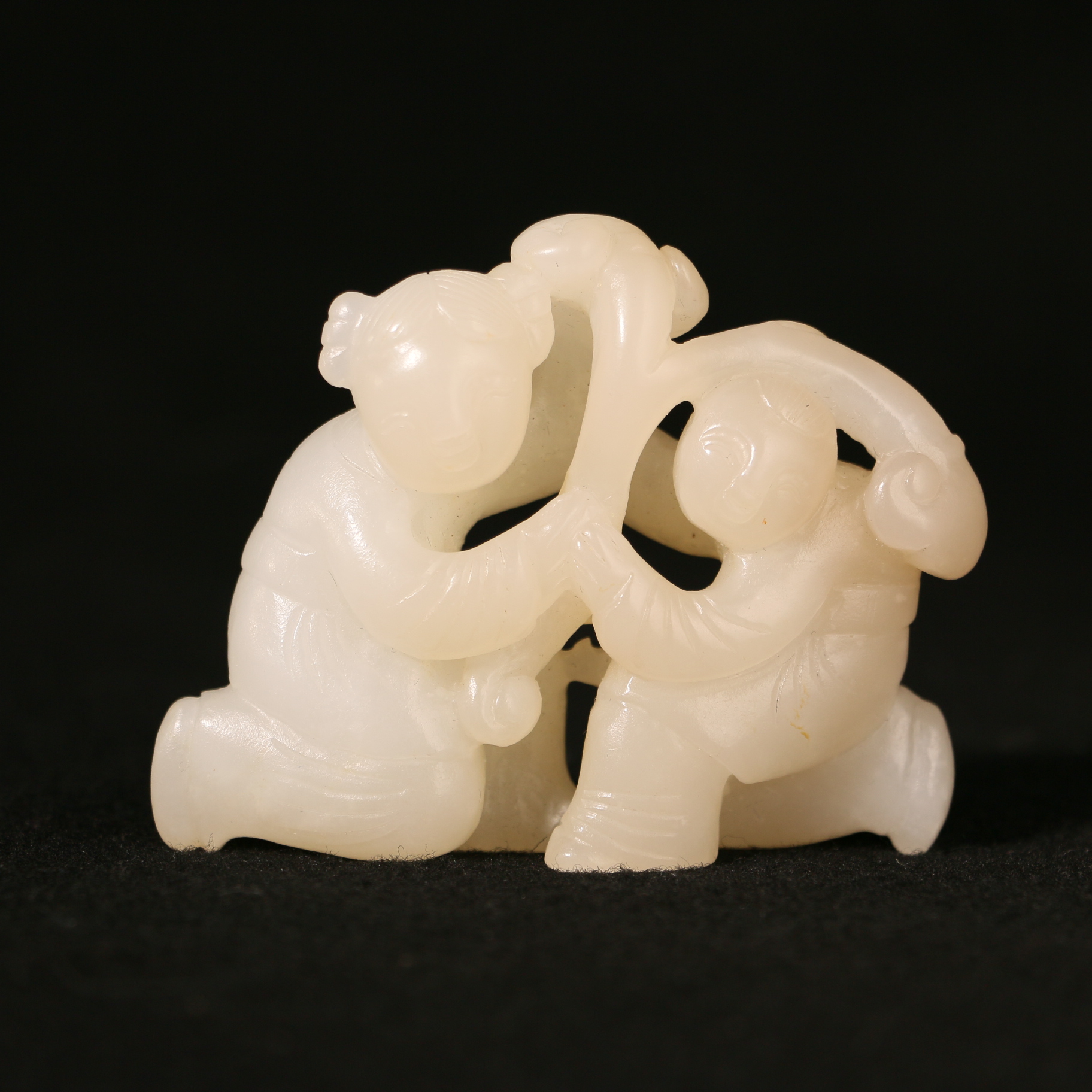 清代 6H10  清 和田玉童子嬉戏摆件