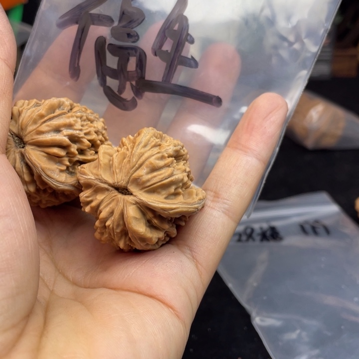 文玩核桃把件福**量四座楼
