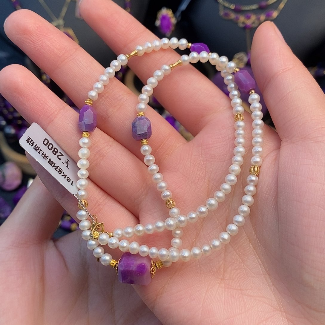 18K金镶嵌苏纪石（舒俱来）项链