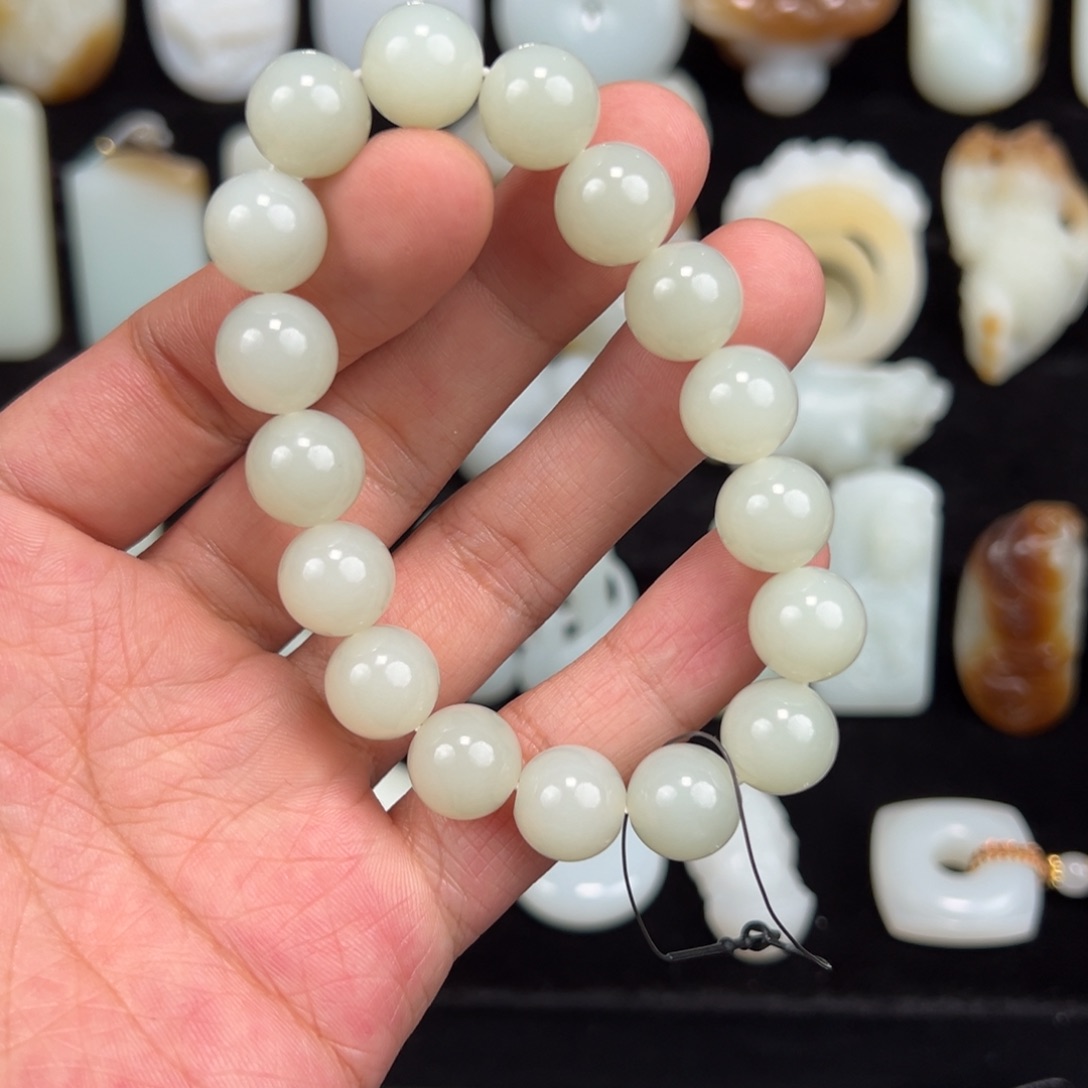 和田玉未镶嵌手链