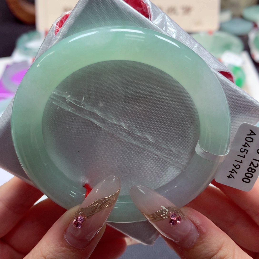 翡翠手镯（圆镯）未镶嵌22（40号）