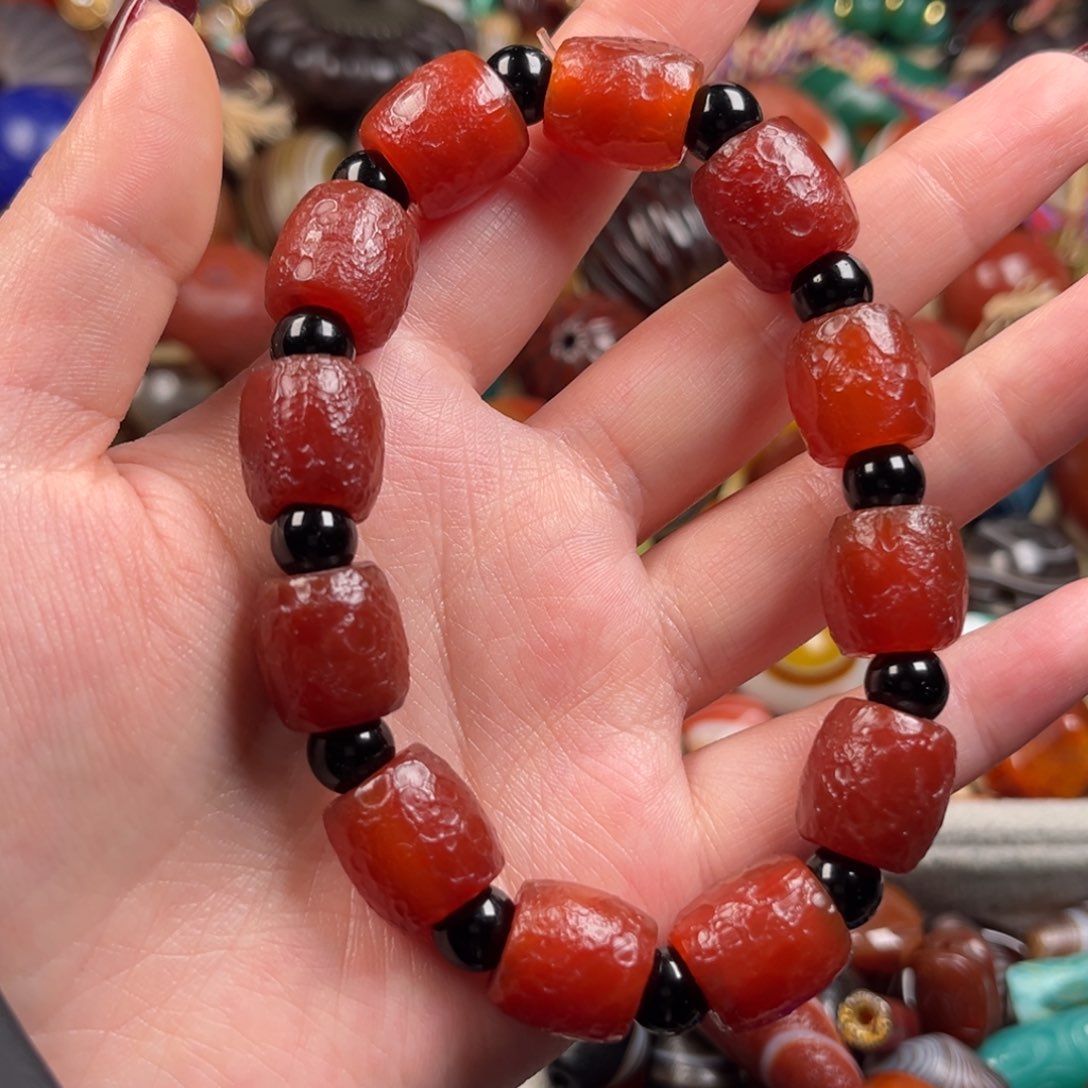 玛瑙/玉髓颈饰未镶嵌