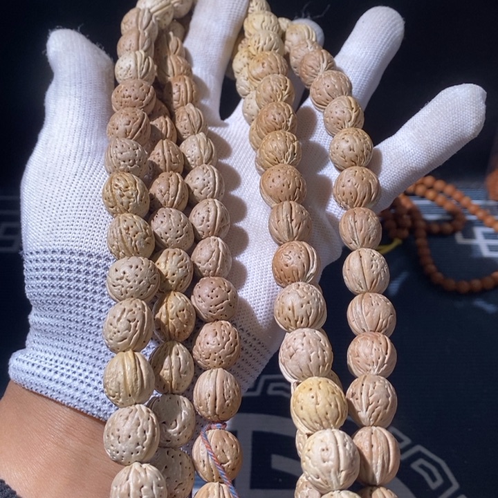 文玩核桃手串……58