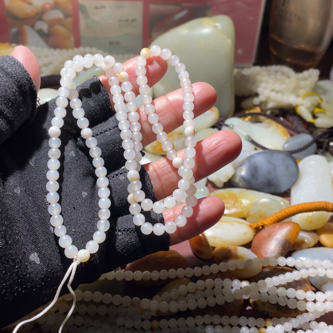 和田玉未镶嵌手链