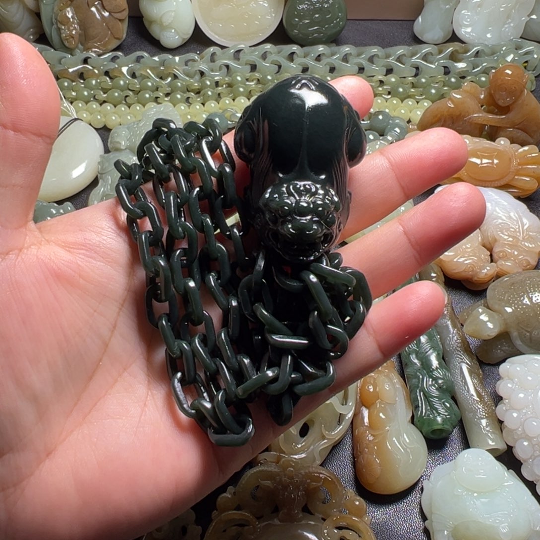 蘭***王和田玉未镶嵌颈饰