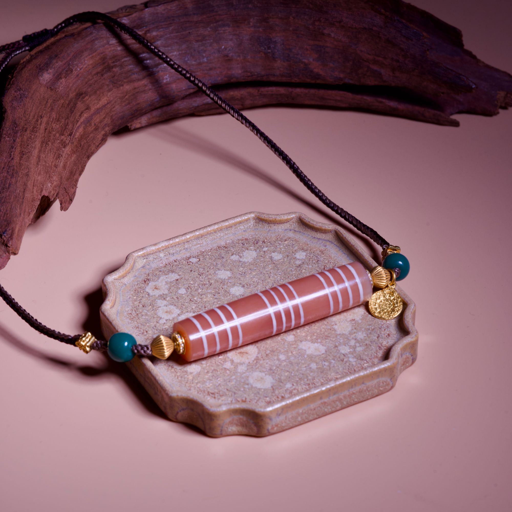 镶蚀红玉髓管珠-支持入盒评级