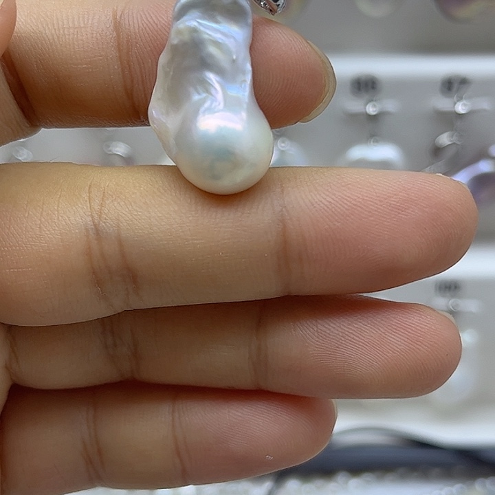 颈饰未镶嵌淡水珍珠