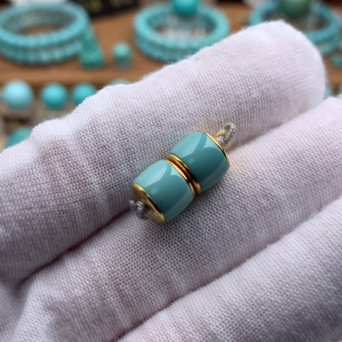 绿松石18K金镶嵌珠宝奇石