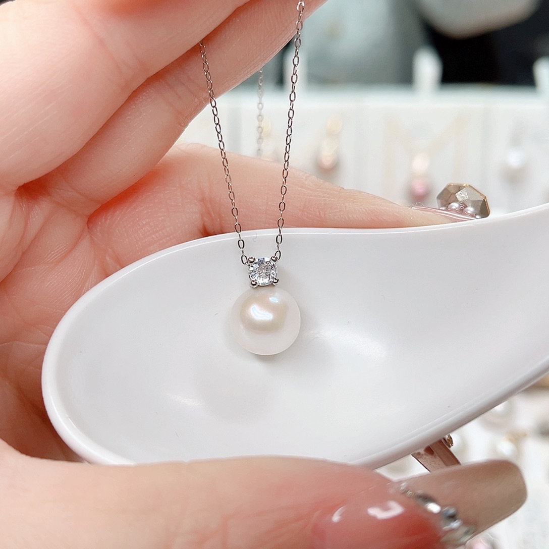 淡水珍珠吊坠(赠链)合金