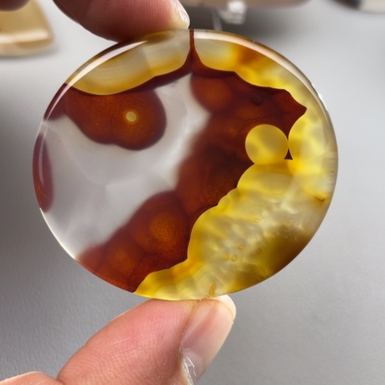 玛瑙/玉髓颈饰未镶嵌风*人