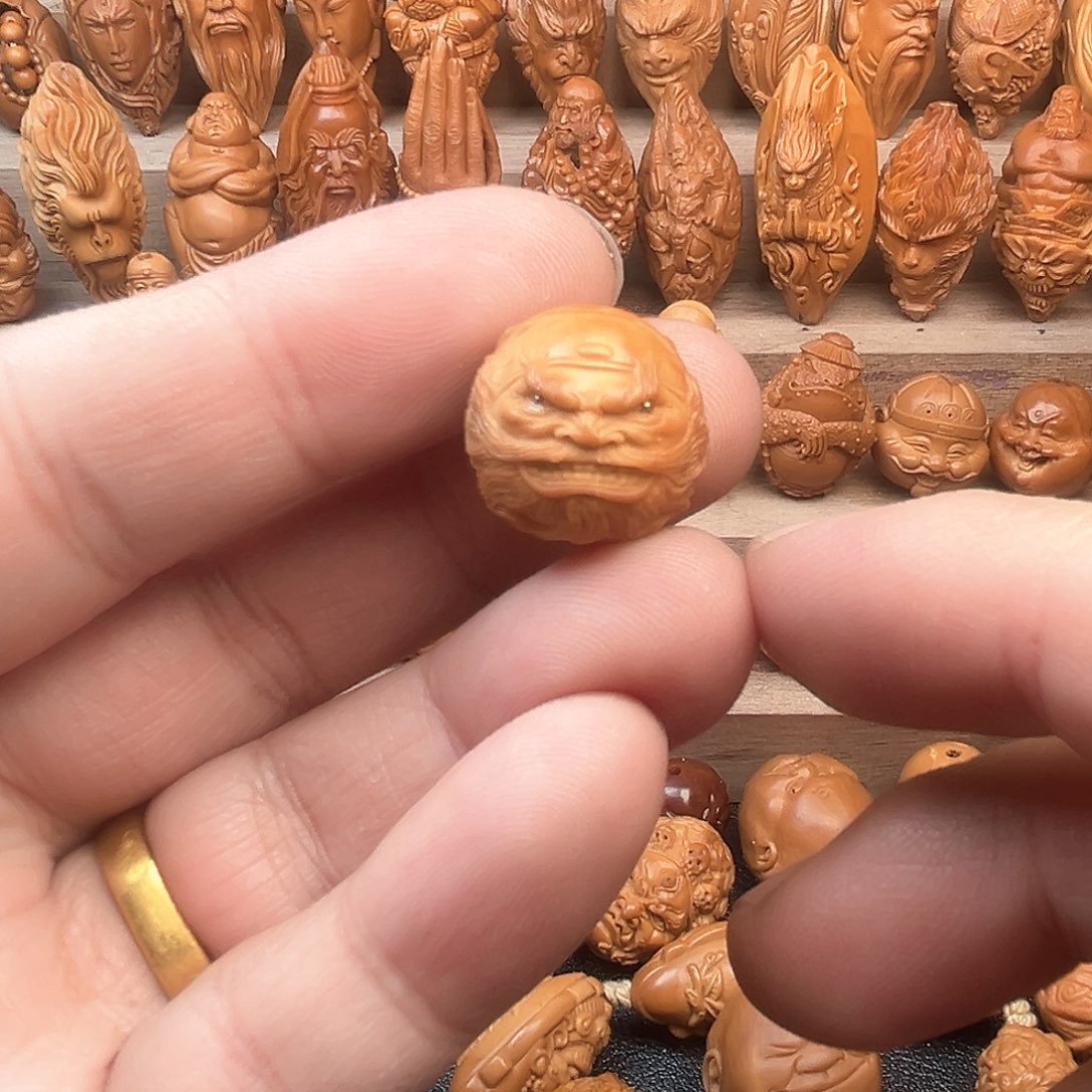 猴头核桃吊坠18钟馗