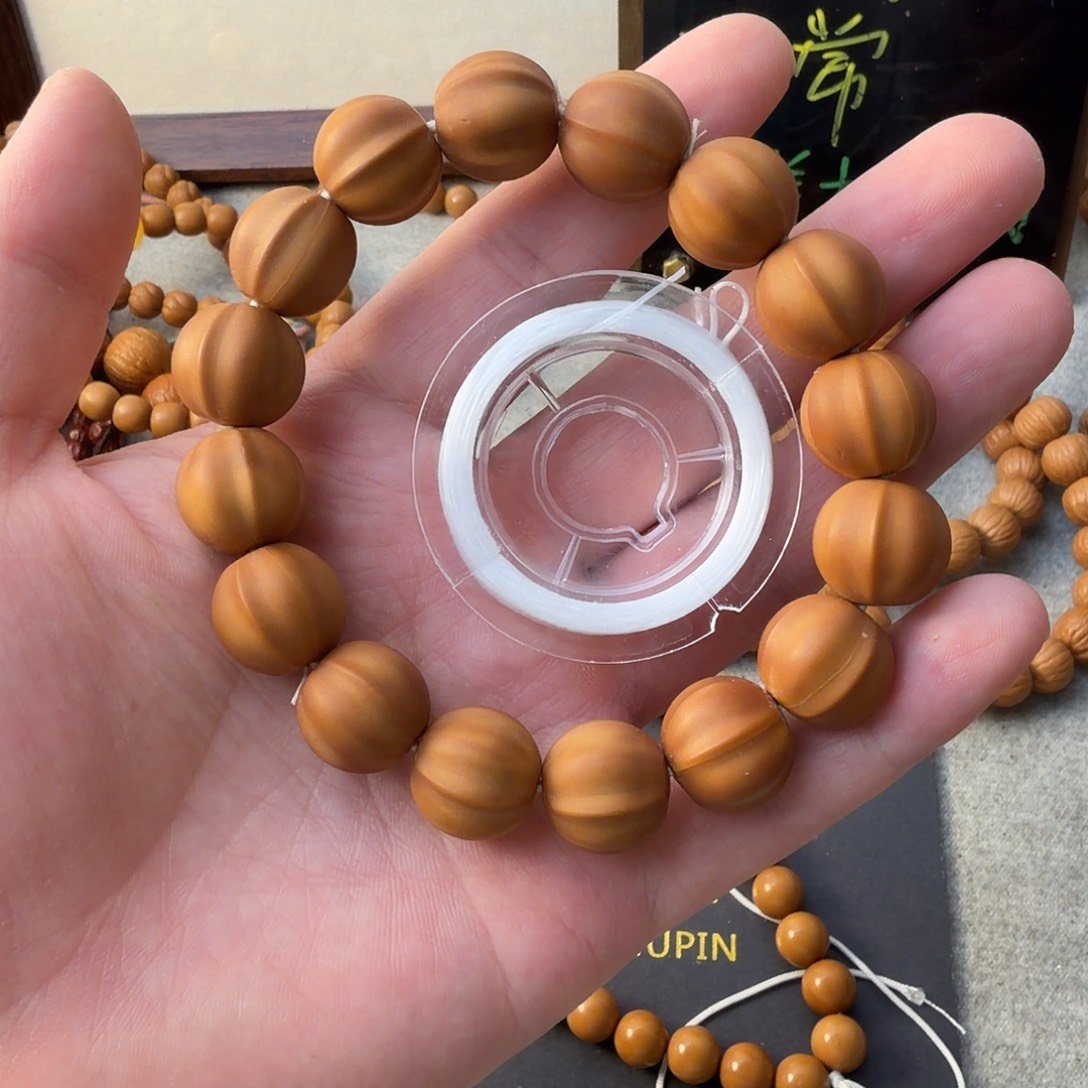 做***哥大鲨鱼背反油款佑遇