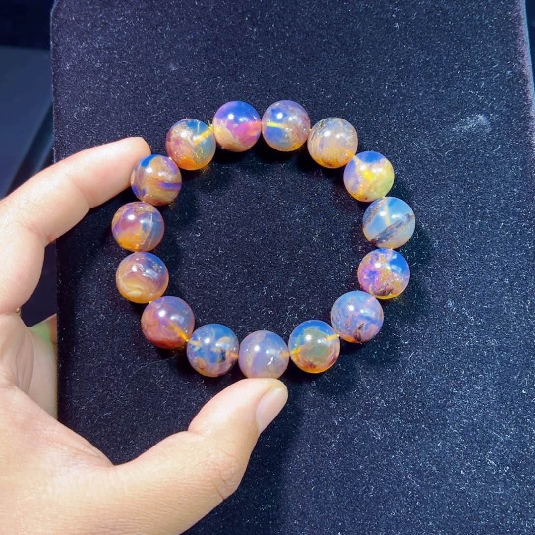 琥珀裸石未镶嵌琥珀