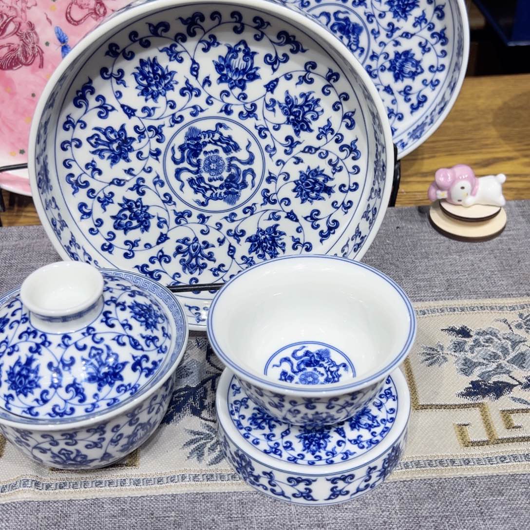 景德镇陶瓷学院等单位联合举办