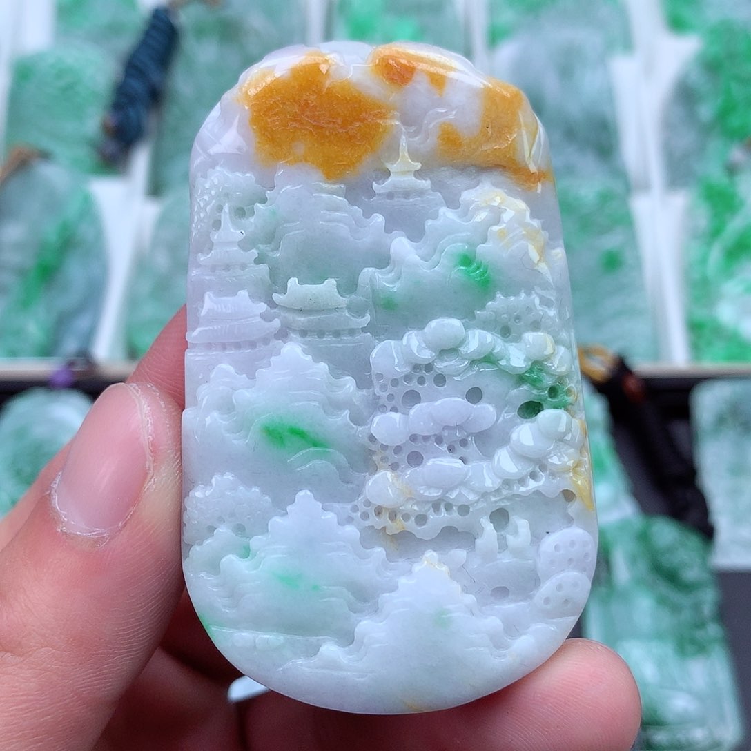 翡翠颈饰未镶嵌翡翠吊坠