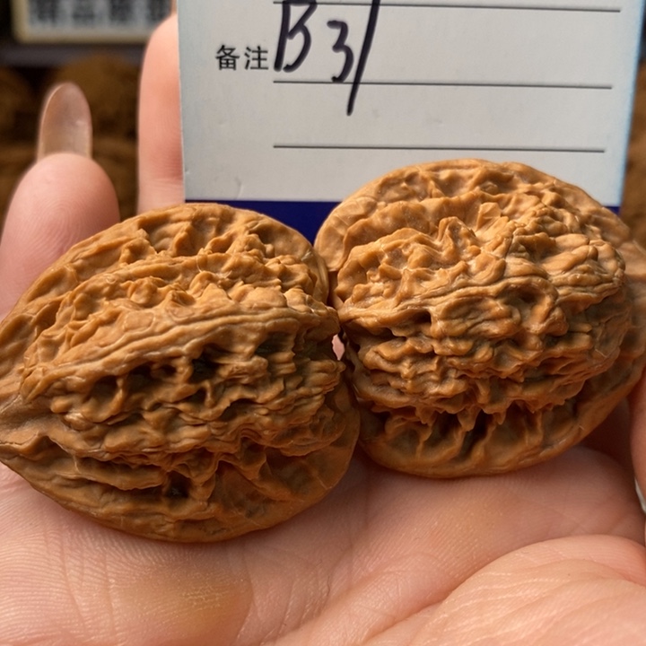 桃核把件野生全品果子