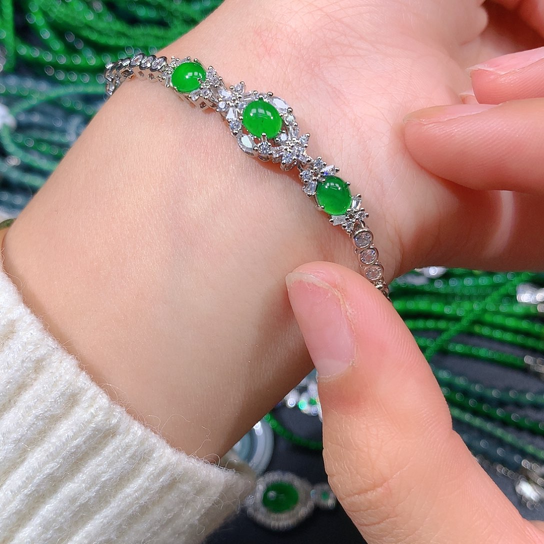 翡翠戒指未镶嵌天然翡翠