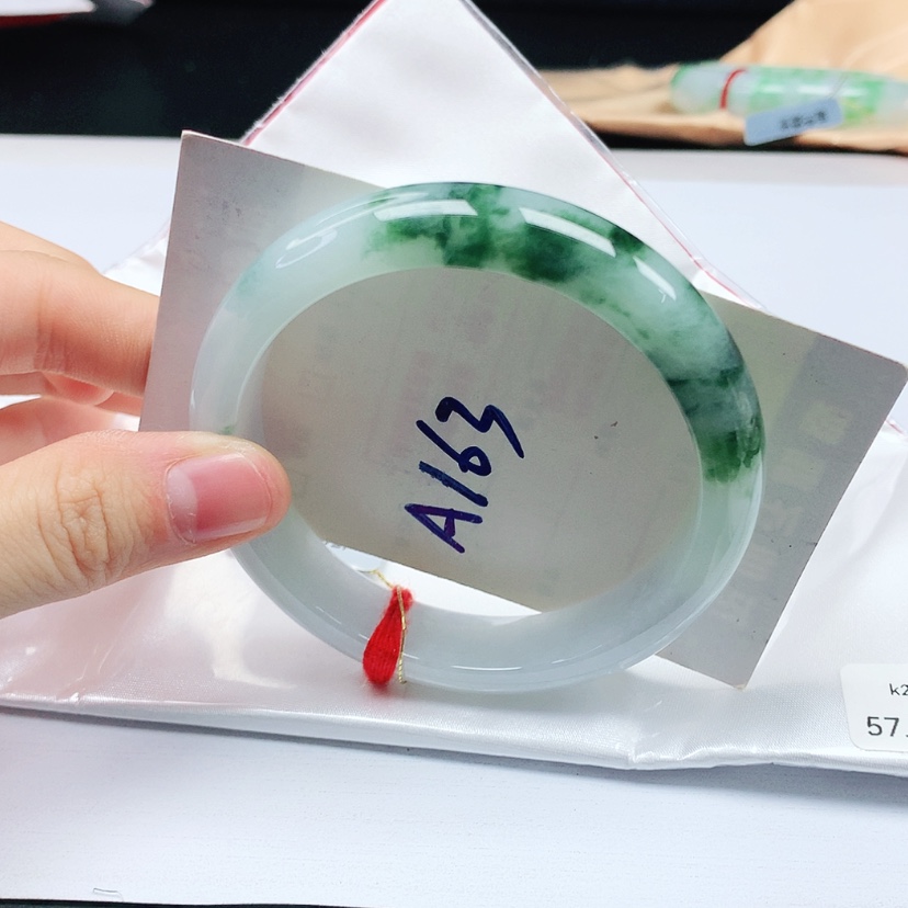 【闪购商品】翡翠手镯未镶嵌天然缅甸a货手镯57+