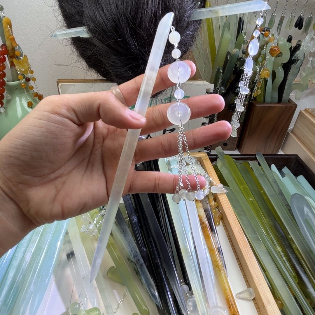 蛇纹石玉发饰合金