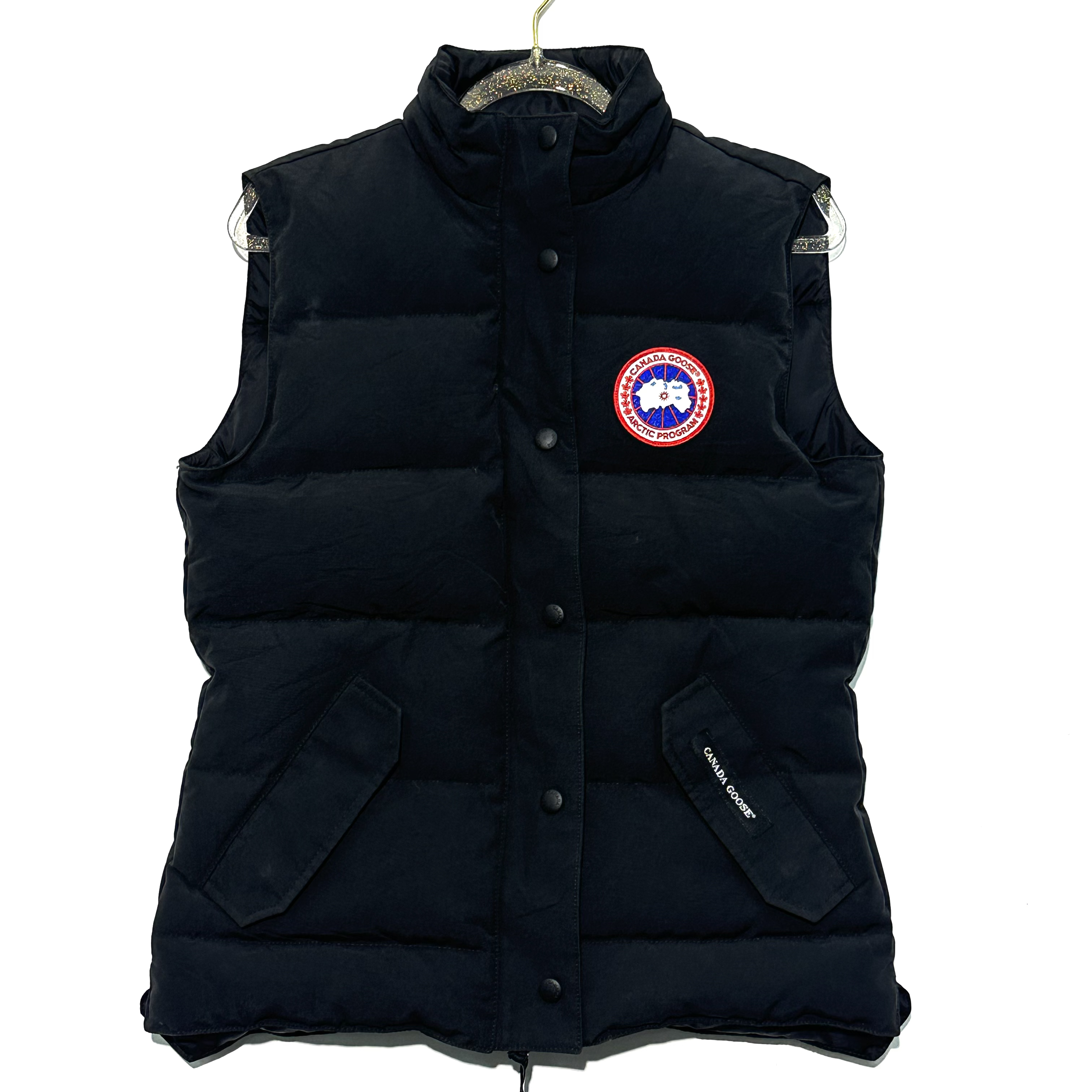 99新 CANADA GOOSE S码 经典logo黑色羽绒马甲 0683