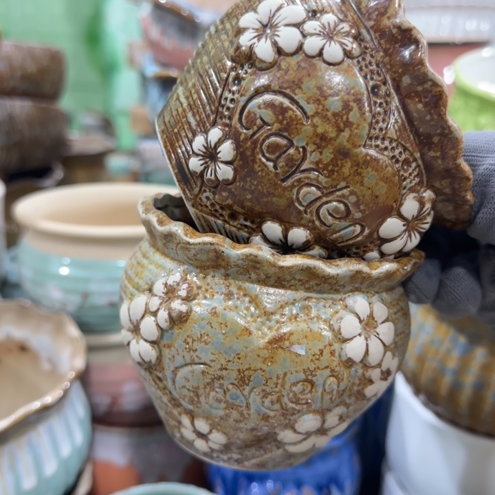 凑9米包邮，有孔，陶瓷花盆