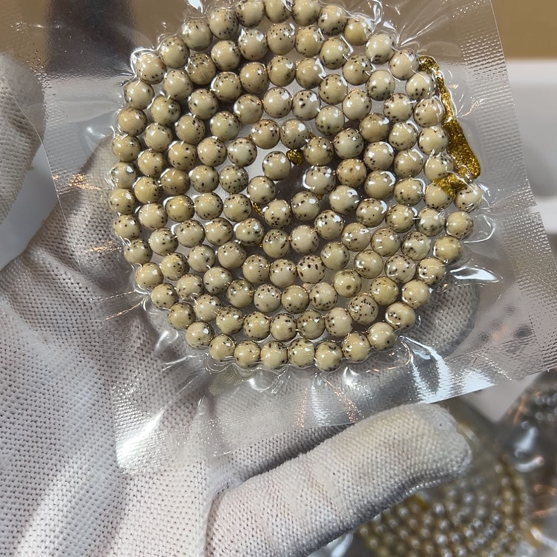 星月菩提吊坠6的有带月，78