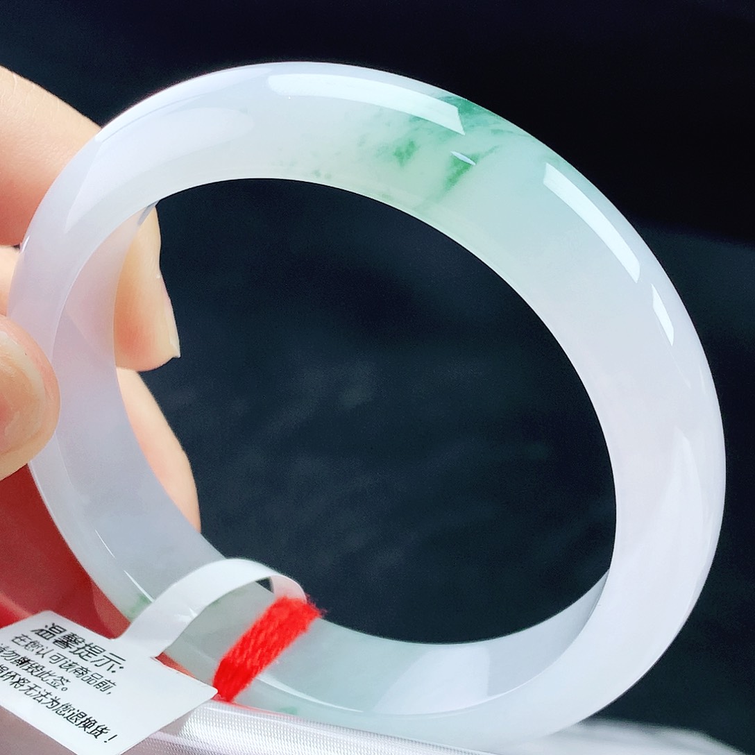 未镶嵌手镯翡翠58圈