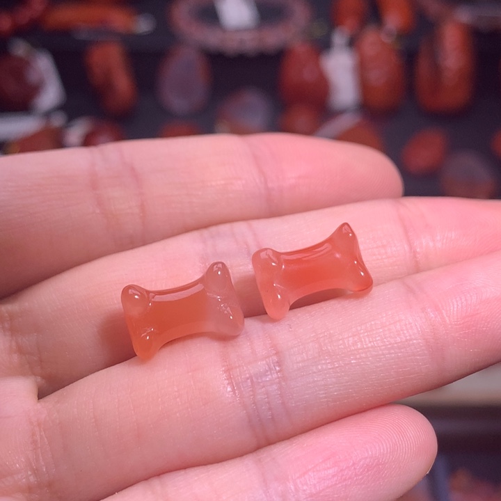 南红玛瑙未镶嵌珠宝半成品骨头