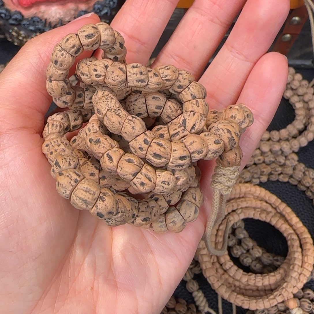 林***刀柏香籽/百香籽吊坠