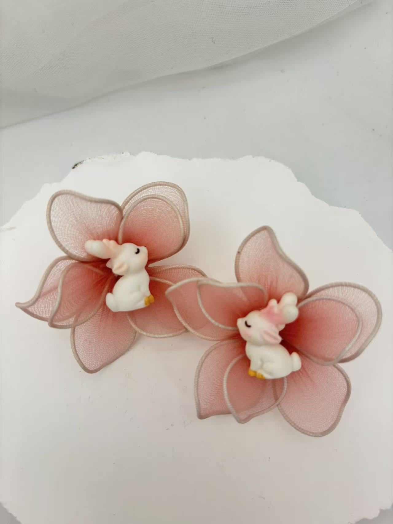 非金属树脂耳饰 法式优雅蝴蝶兰高颜值花朵耳钉耳夹925银针