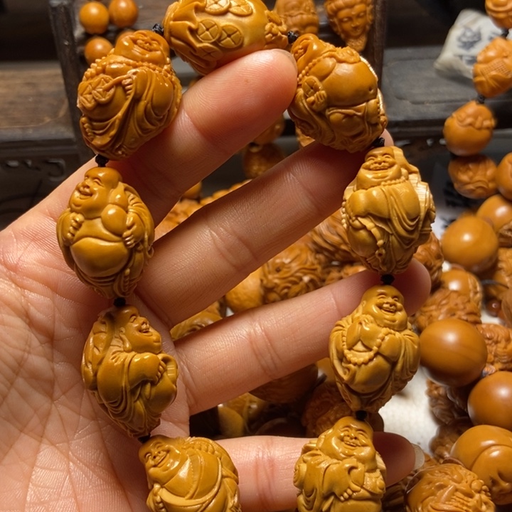 【闪购商品】橄榄核手串/手链瑞兽弥勒