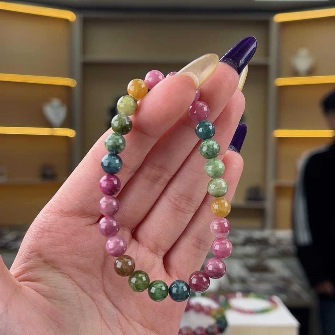 碧玺碧玺7mm（多样性发一件未镶嵌