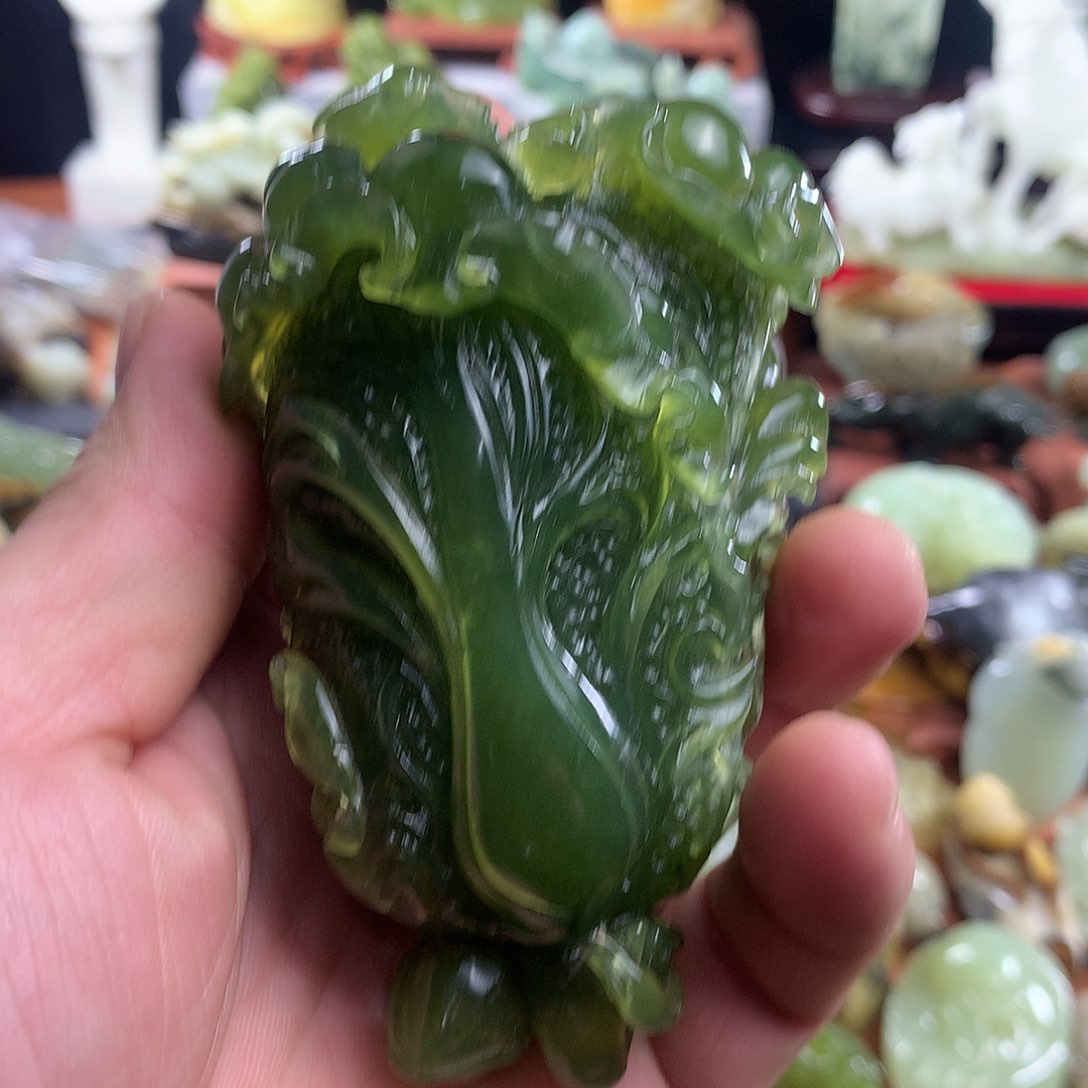 岫玉手把件未镶嵌