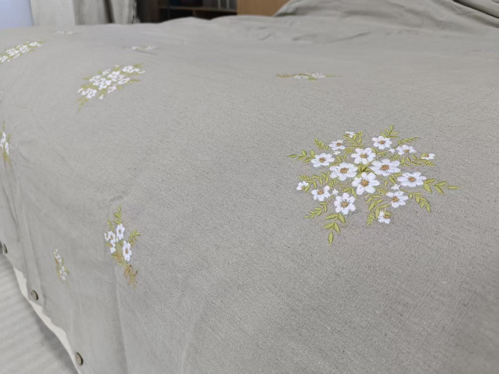 汉麻雨露麻手捧花滚绳椰壳扣四件套（4JT0082-01）