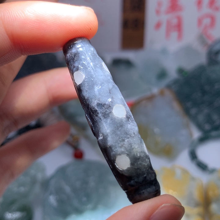 翡翠颈饰未镶嵌保真天然A货翡翠