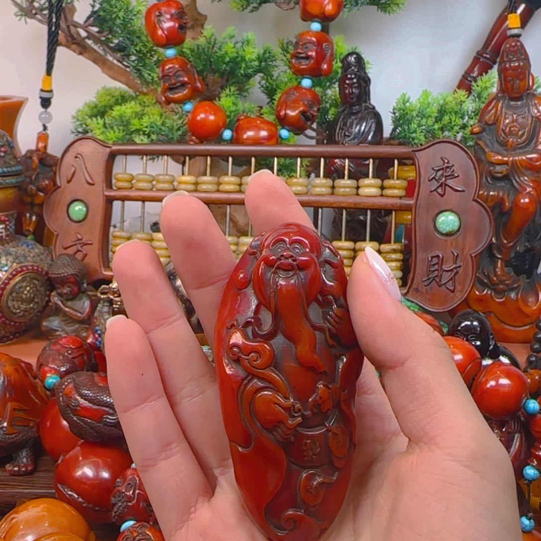 琥珀裸石未镶嵌手把