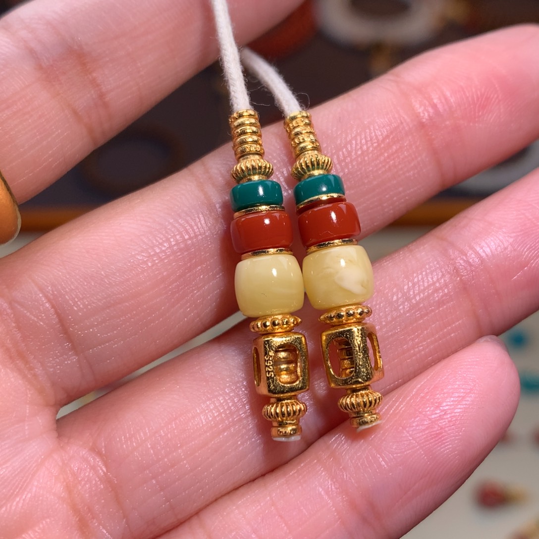 南红玛瑙未镶嵌颈饰