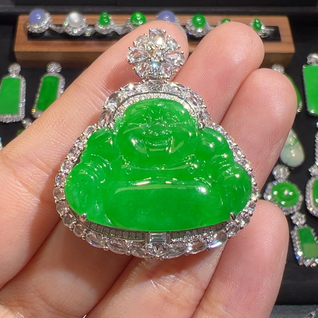 翡翠18K金镶嵌颈饰收到货48小时鉴赏期